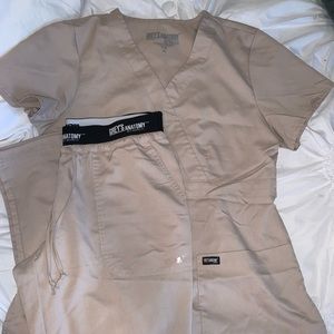 Greys Anatomy Scrub Set